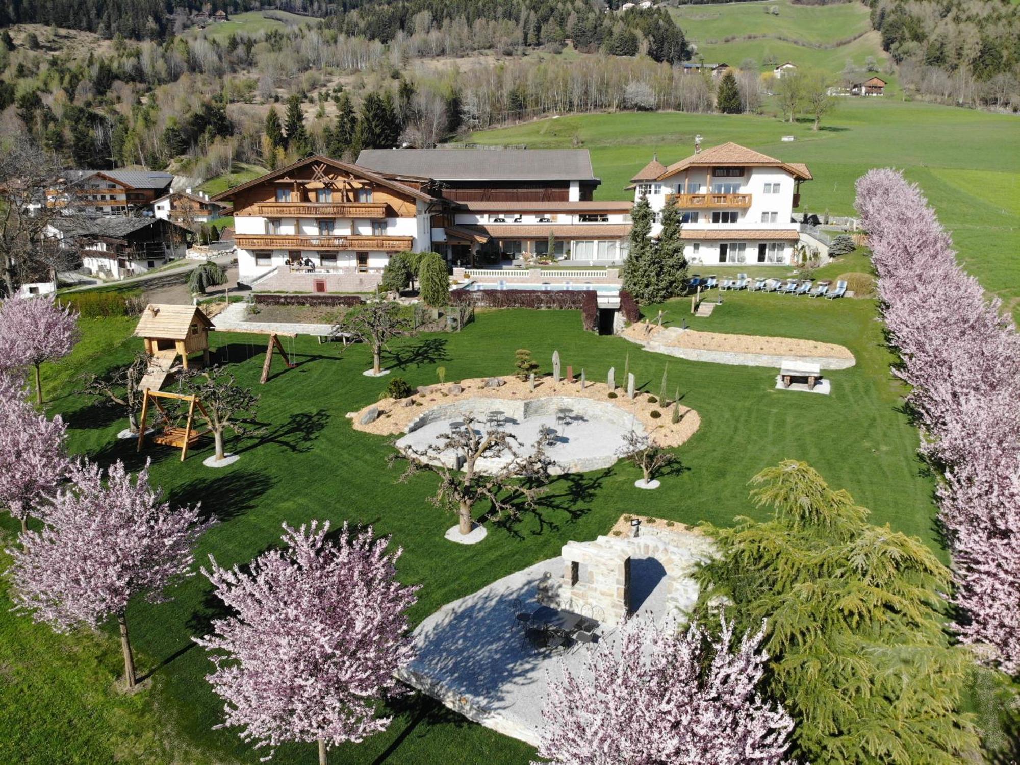 Hotel Nussbaumerhof *** Роденго Экстерьер фото