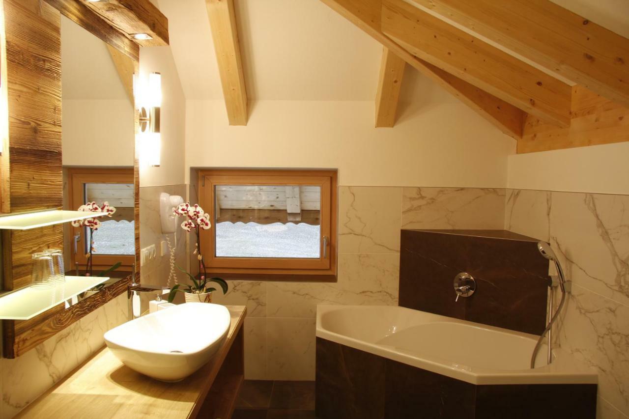 Hotel Nussbaumerhof *** Роденго Экстерьер фото