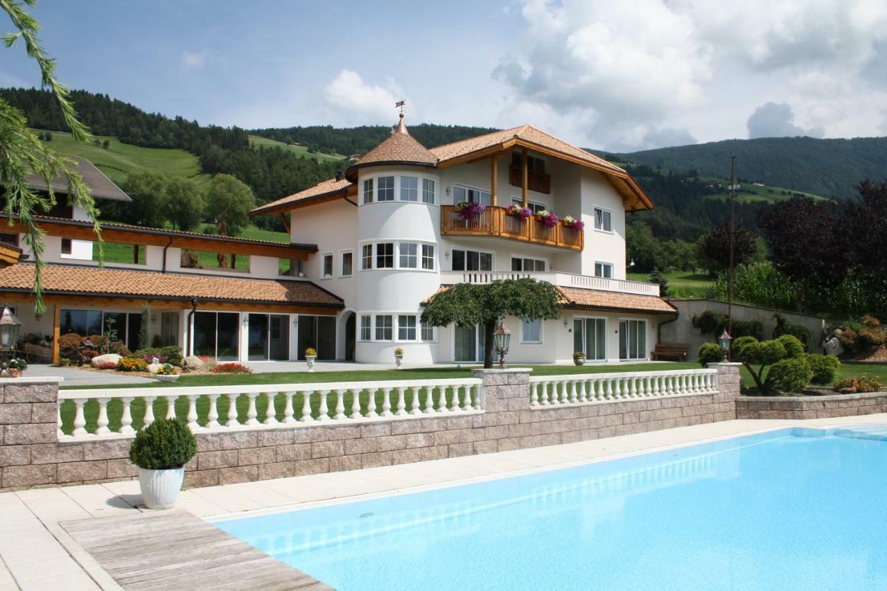 Hotel Nussbaumerhof *** Роденго Экстерьер фото